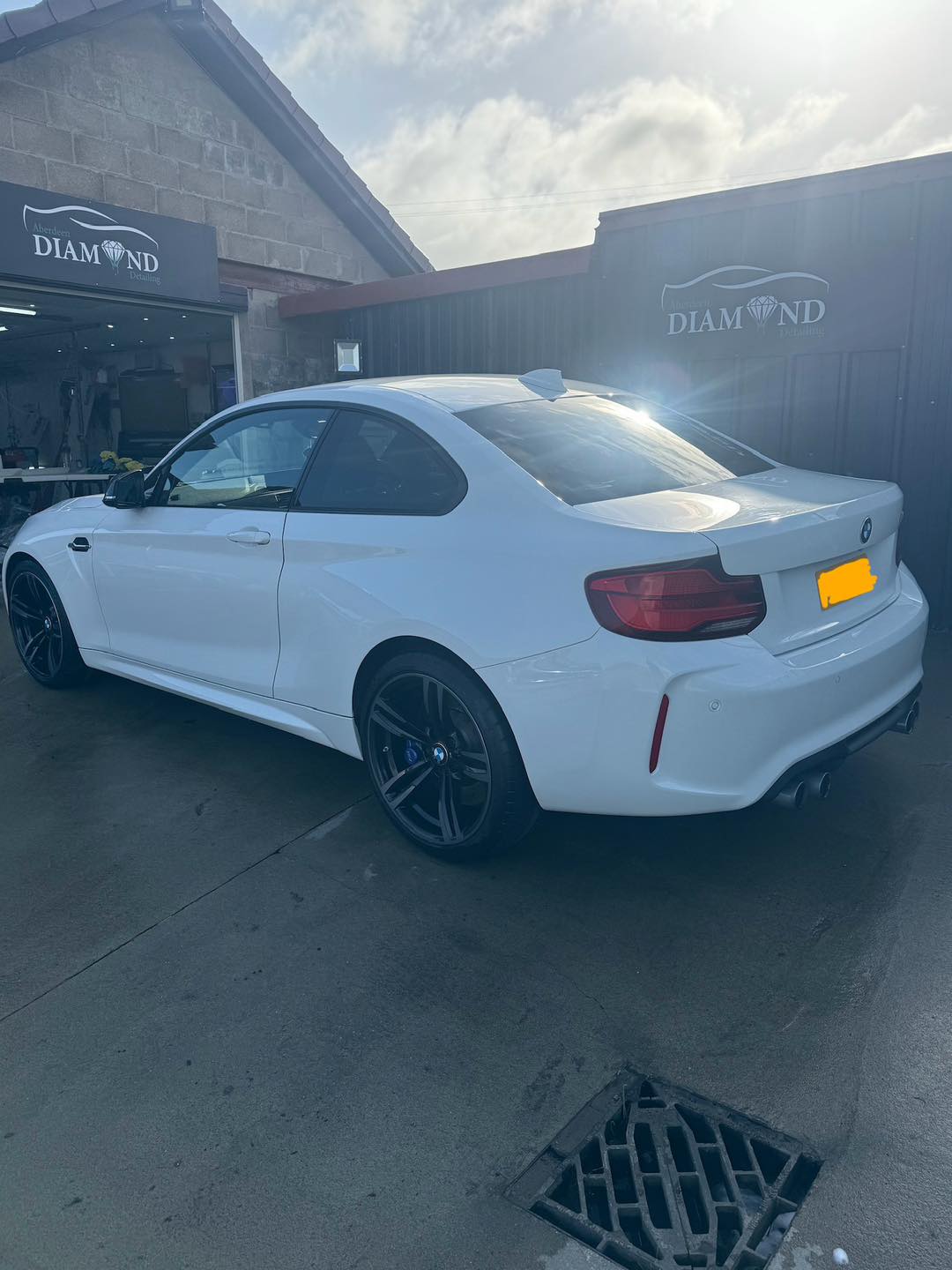 Diamond valet